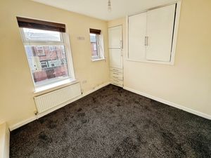Bedroom- click for photo gallery